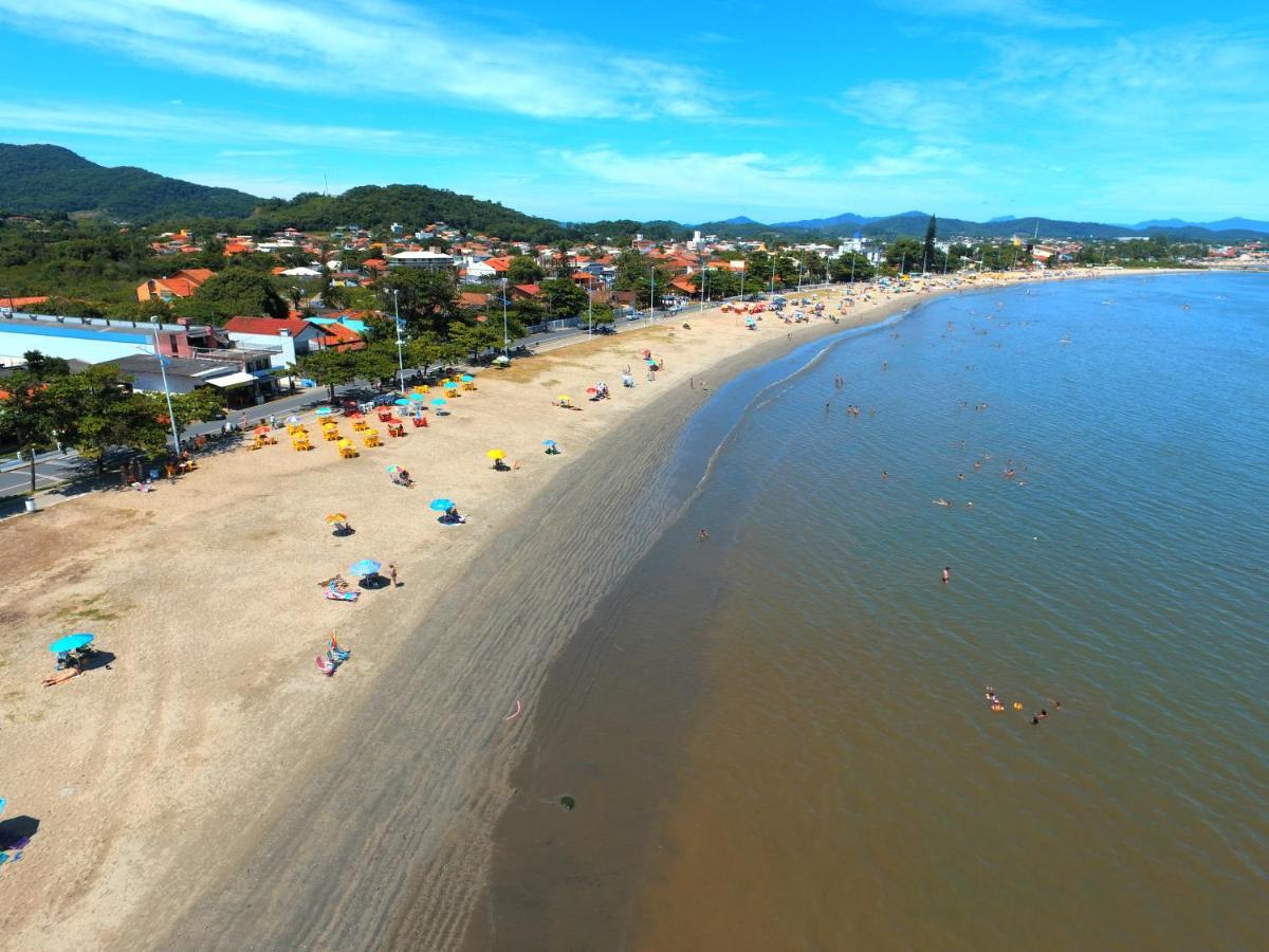 Apt 300 M Da Praia Proximo Ao Beto Carrero Piçarras 外观 照片